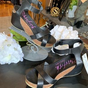 Blowfish Shoes - Blowfish wedge Blowfish Shoes - Blowfish wedge